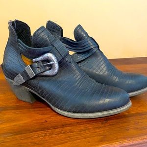 Ariat western booties